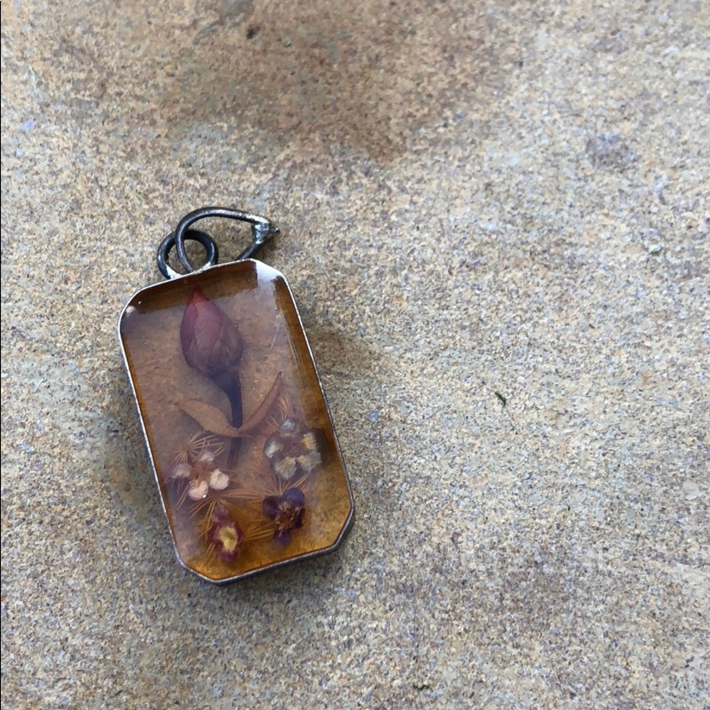 Flower Pendant
